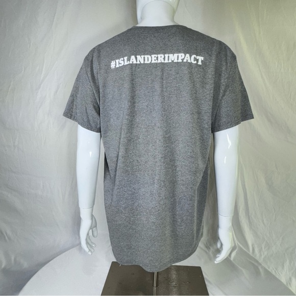 Gildan Unisex TAMCC Islanders Make a Difference Heather Gray Short Sleeve Tee - Picture 3 of 6